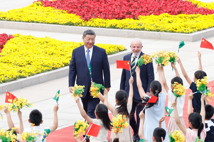 Chủ tịch Trung Quốc Tập Cận Bình hội đàm với Tổng thống Brazil Lula da Silva