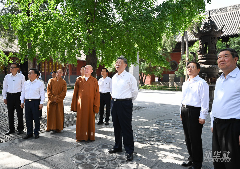 Tổng Bí thư Trung Quốc Tập Cận Bình thị sát và điều tra nghiên cứu tại thành phố Lạc Dương, tỉnh Hà Nam, Trung Quốc