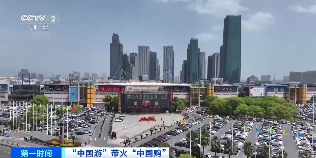 Du khách nước ngoài yêu thích đến Nghĩa Ô du lịch “kiểu nhập hàng”
