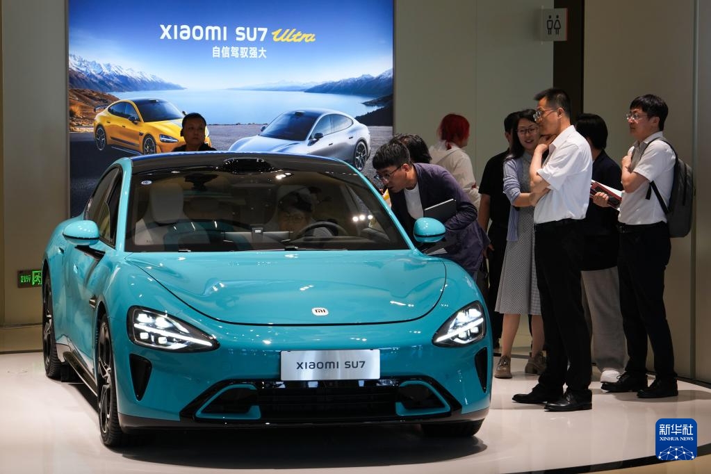 76 giây xuất xưởng một chiếc xe! Cảm nhận sức mạnh đổi mới sáng tạo trong từng khoảnh khắc tại nhà máy ô tô Xiaomi
