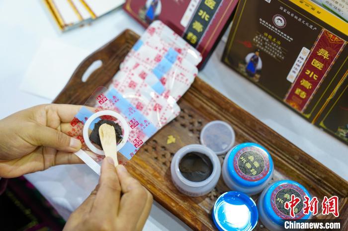 Y học cổ truyền Trung Quốc gây ấn tượng tại Hội chợ Trung Quốc - Nam Á