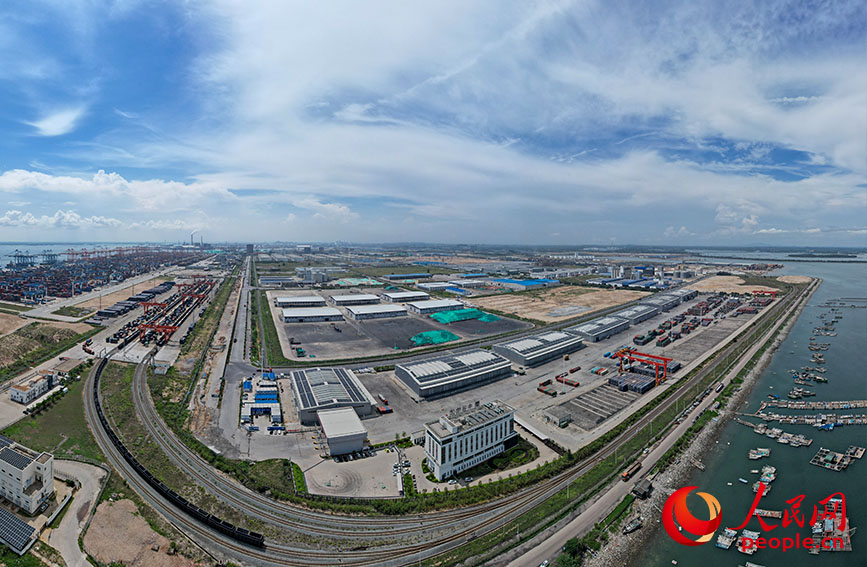 Hành trình Trung Quốc - "Tuyến cao tốc trên biển" đưa hoa quả tươi đến Quảng Tây, Trung Quốc