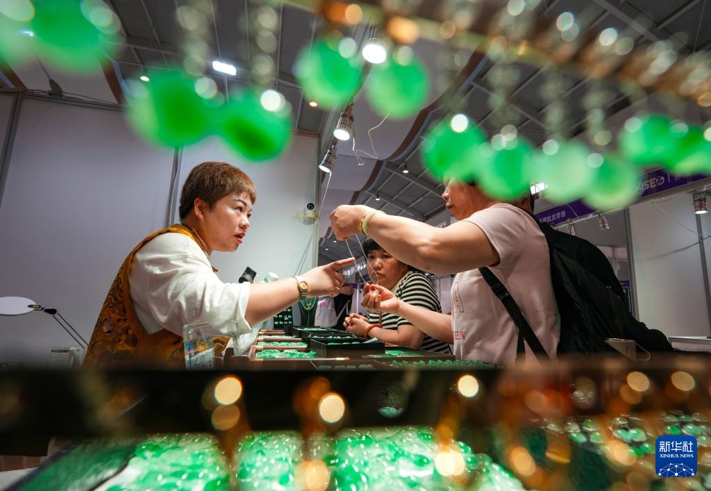 Hội chợ quốc tế đá quý Côn Minh (Trung Quốc) 2025 chính thức khai mạc