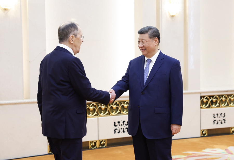 Chủ tịch Trung Quốc Tập Cận Bình tiếp Ngoại trưởng Nga Sergey Lavrov