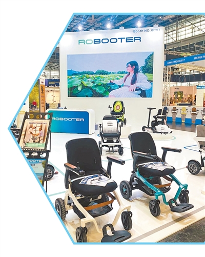 Sản phẩm robot BangBang tại Triển lãm Phục hồi chức năng ở Düsseldorf, Đức. Ảnh do Bangbang Robotics cung cấp.
