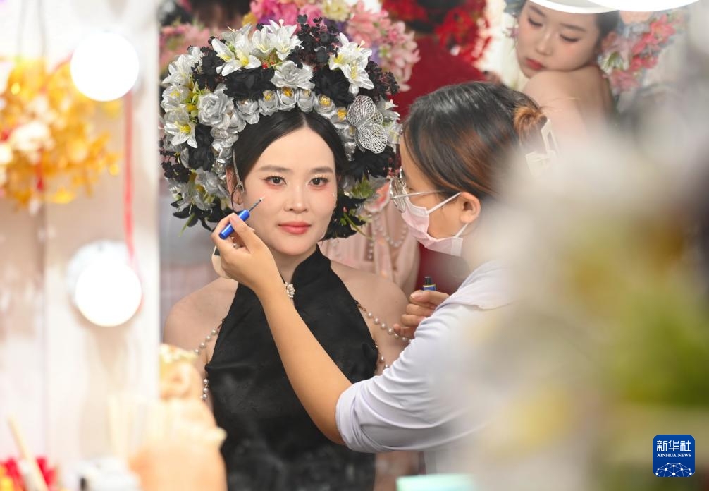 Làng Tuyền Phố, Phúc Kiến: Trào lưu cài trâm hoa “hồi sinh” một ngôi làng
