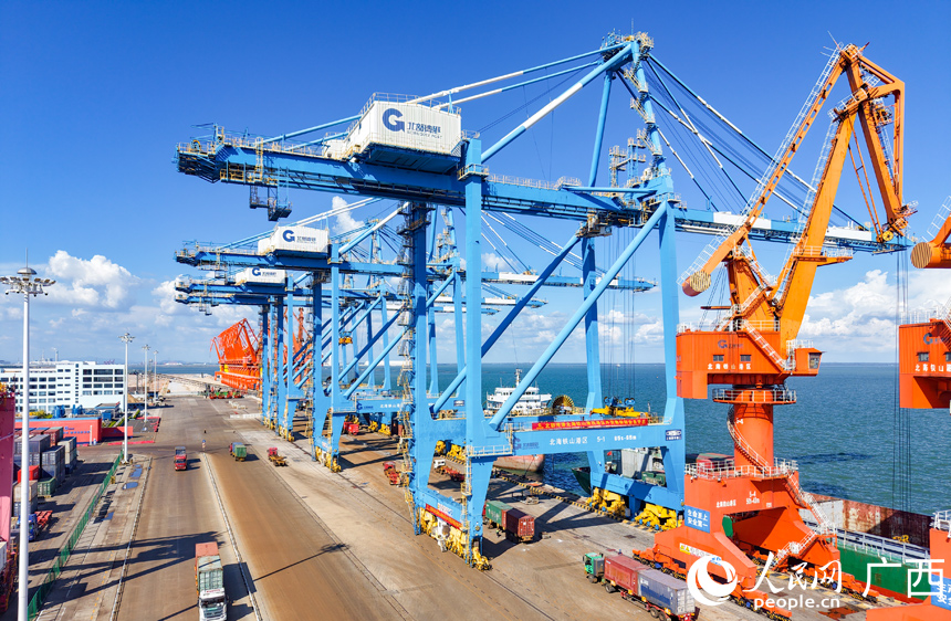 Quảng Tây mở thêm tuyến vận tải container xuất khẩu mới