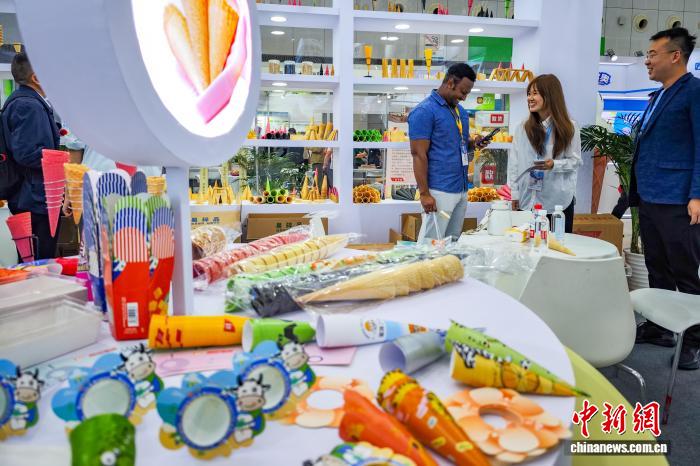 Triển lãm ngành kem và thực phẩm đông lạnh Trung Quốc lần thứ 27 khai mạc tại Thiên Tân