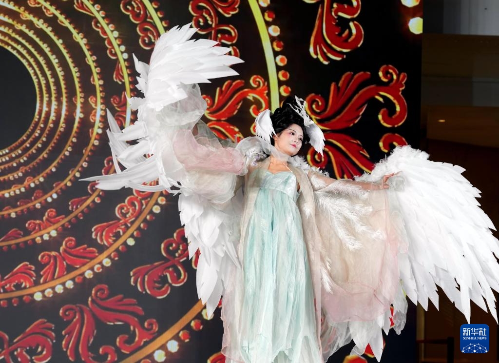 Khép màn Cuộc thi hóa trang Lễ hội Văn hóa Thượng Hải lần thứ nhất