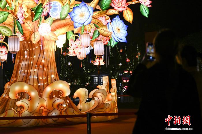 Lễ hội đèn màu thu hút du khách tại Ninh Ba, Chiết Giang