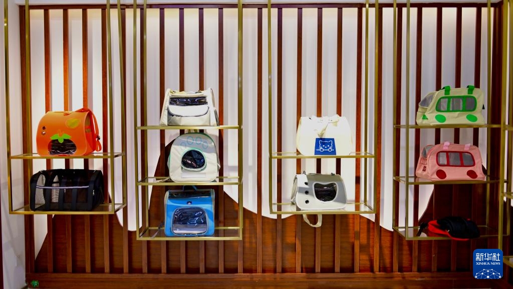 An Sơn, Liêu Ninh: Kinh tế thú cưng tiếp thêm động lực cho phát triển thành phố