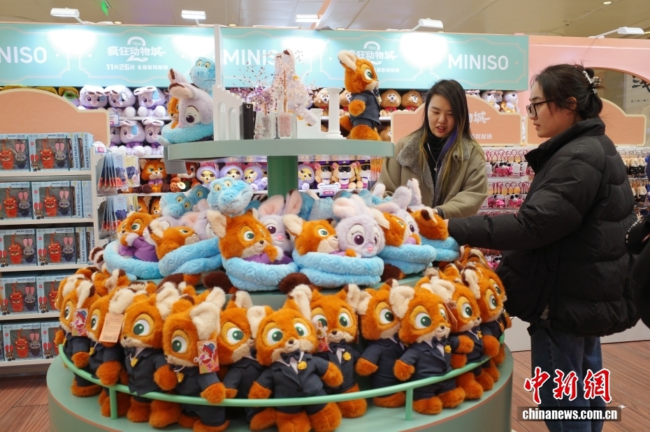 Bắc Kinh: Cửa hàng Pop-up của “Zootopia 2” thu hút người dân