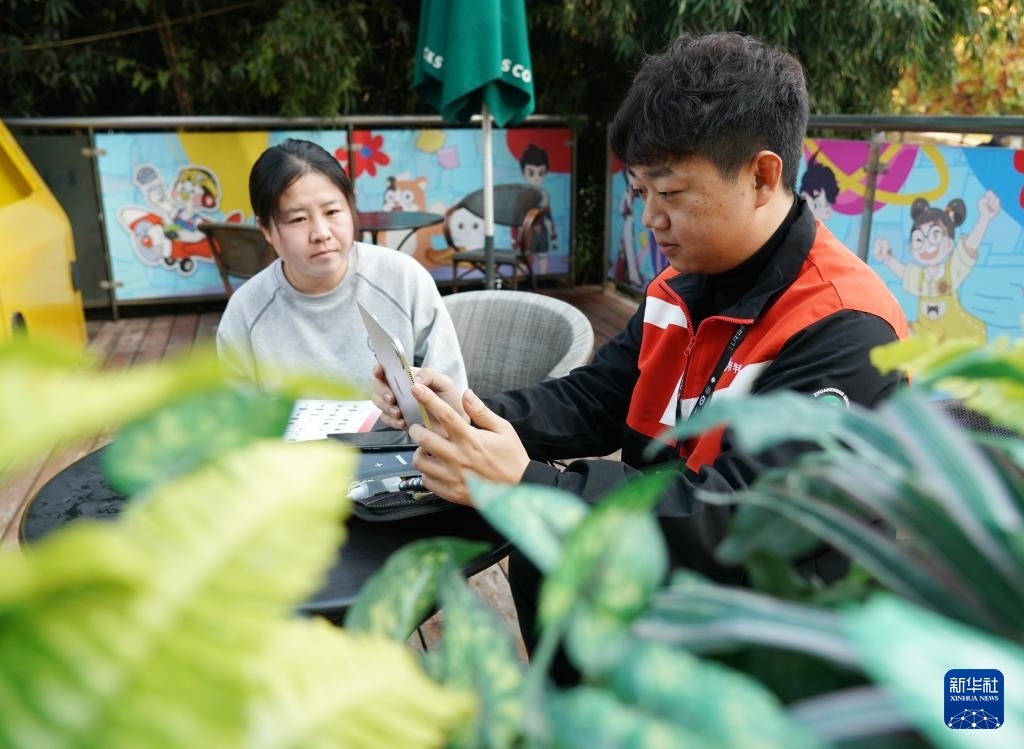 Chuyên viên thu mua đồ cũ tận nhà: Đánh thức những món đồ “ngủ quên”
