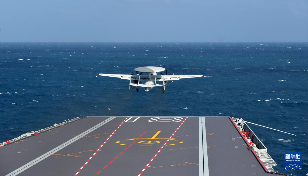 Cuộc thao dượt trên biển đầu tiên của Tàu sân bay Phúc Kiến