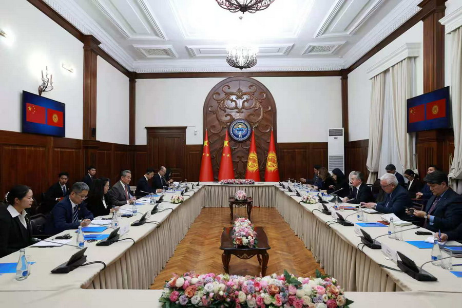 Đối thoại Chiến lược lần đầu giữa Bộ trưởng Ngoại giao Trung Quốc – Kyrgyzstan diễn ra tại Bishkek