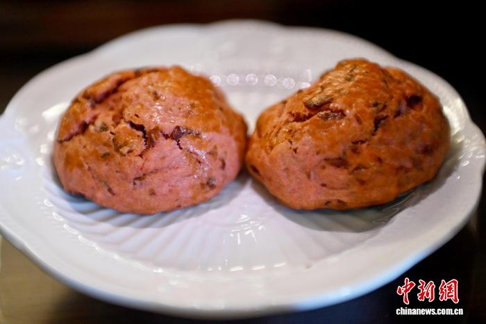 Hoa hồng Kushui ở Lan Châu vươn ra thị trường quốc tế, tạo dựng “nền kinh tế ngọt ngào”