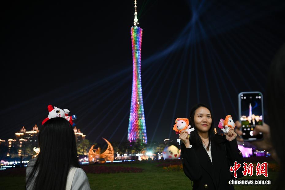 Khép lại Lễ hội Ánh sáng Quốc tế Quảng Châu 2025