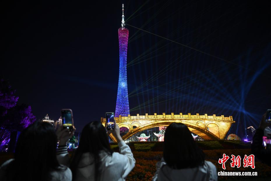 Khép lại Lễ hội Ánh sáng Quốc tế Quảng Châu 2025