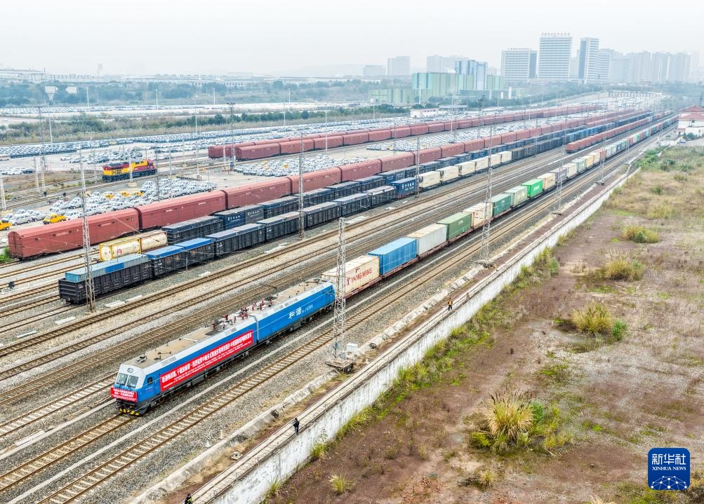 Tàu đường sắt liên vận quốc tế Trùng Khánh - Trung Á, Trùng Khánh - Đông Nam Á chính thức vận hành hai chiều