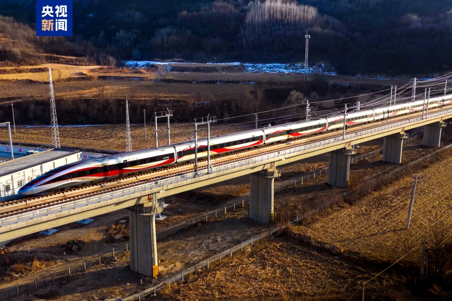 Đường sắt cao tốc Tây An - Diên An chính thức vận hành, tổng chiều dài đường sắt cao tốc Trung Quốc vượt 50.000 km