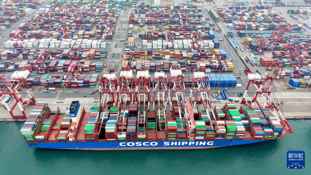 Trung Quốc: Hơn 1,9 tỷ tấn hàng hóa thông qua các cảng tại tỉnh Sơn Đông trong năm 2025