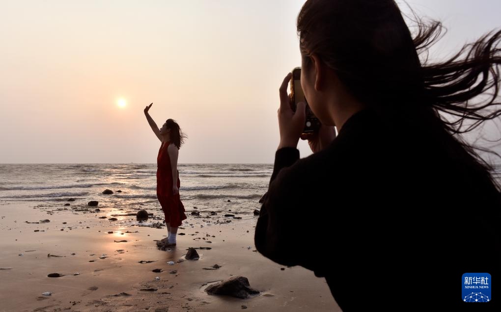 Trung Quốc ghi nhận 142 triệu lượt khách du lịch nội địa trong kỳ nghỉ Tết Dương lịch 2026