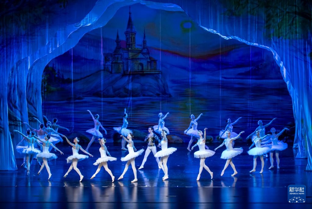 Doanh thu biểu diễn nghệ thuật Trung Quốc năm 2025 vượt 61,6 tỷ NDT