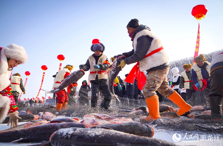 Lễ hội đánh bắt mùa đông khơi dậy sức sống văn hóa “săn cá” tại Mẫu Đơn Giang