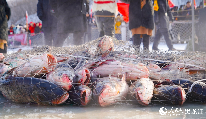 Lễ hội đánh bắt mùa đông khơi dậy sức sống văn hóa “săn cá” tại Mẫu Đơn Giang