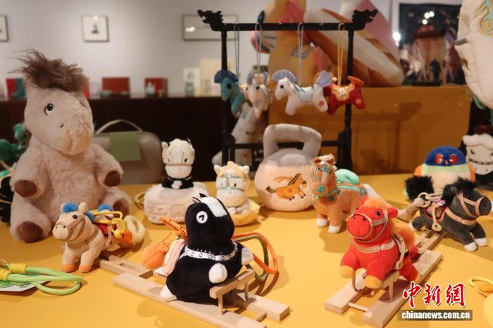 Triển lãm sản phẩm sáng tạo “Kỳ Ký” chào năm Bính Ngọ 2026