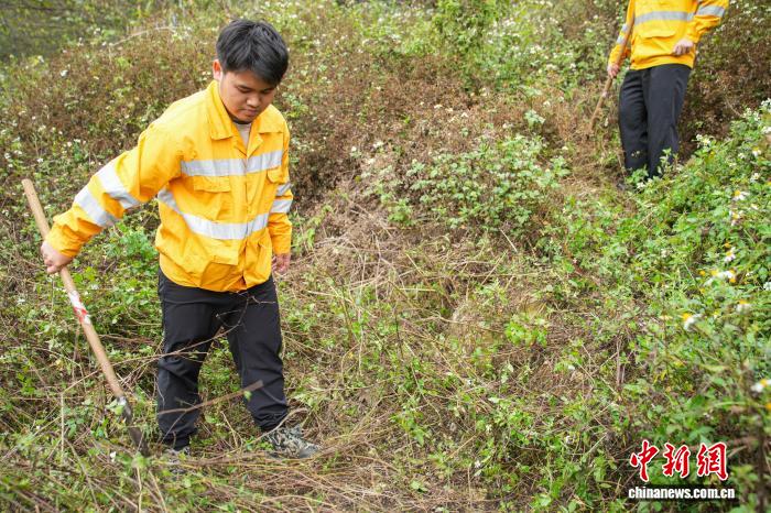 “Tổ đội Mắt Đại Bàng” Quảng Tây bảo vệ tuyến giao thông huyết mạch Trung - Việt