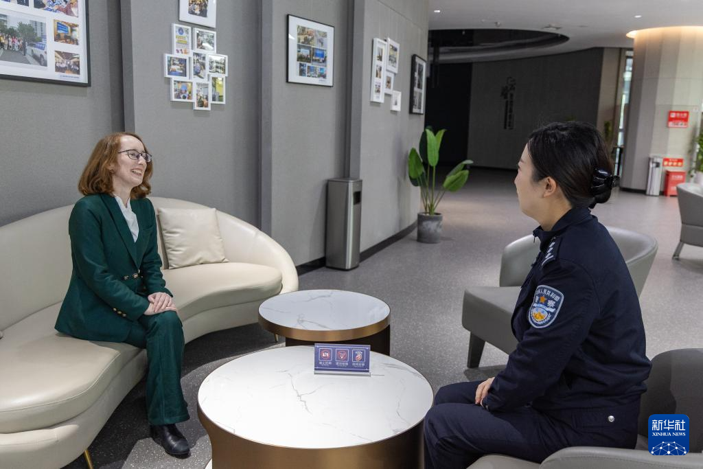 Lượng người xuất nhập cảnh Trung Quốc năm 2025 đạt mức cao kỷ lục