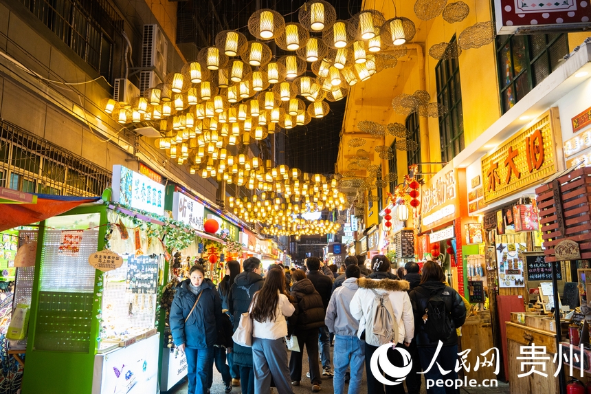 Quý Dương: Sức hút du lịch đến từ khu chợ đời thường