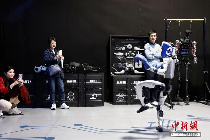 Thượng Hải: Lễ hội văn hóa robot thu hút đông đảo du khách