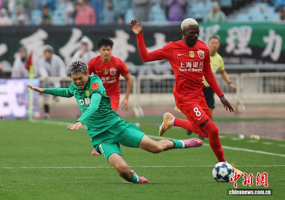 Bắc Kinh Quốc An giành ngôi vô địch tại Siêu cúp FA Trung Quốc