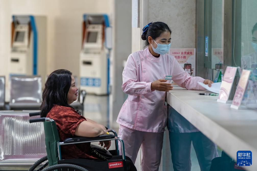 Bệnh viện cửa khẩu Trung-Việt “bắc nhịp cầu y tế” đa quốc gia