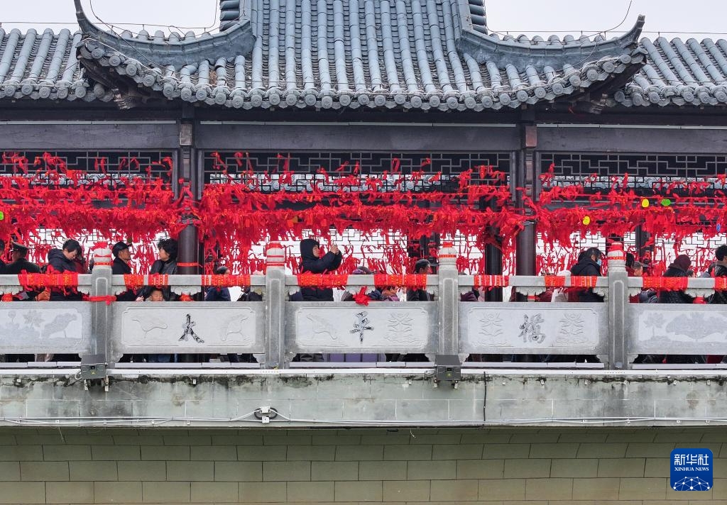 Mười sáu tháng Giêng cùng người An Huy “đi cầu Thái Bình”