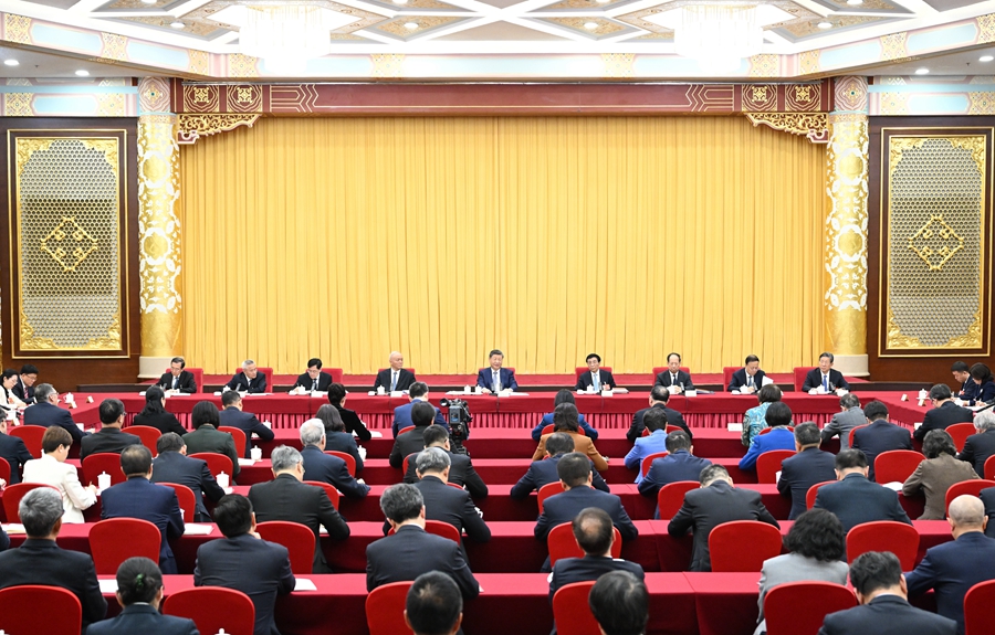 Tổng Bí thư Trung Quốc Tập Cận Bình thăm các ủy viên Chính hiệp