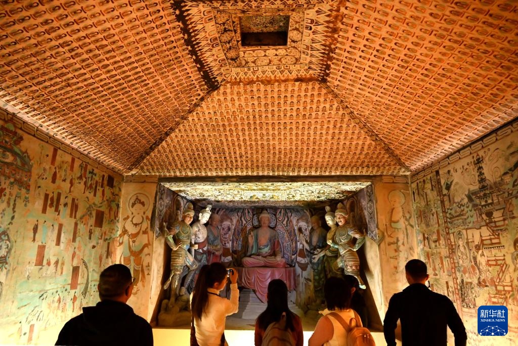 Trung Quốc: “Kinh tế mùa xuân” sôi động trong kỳ nghỉ Tết Thanh Minh