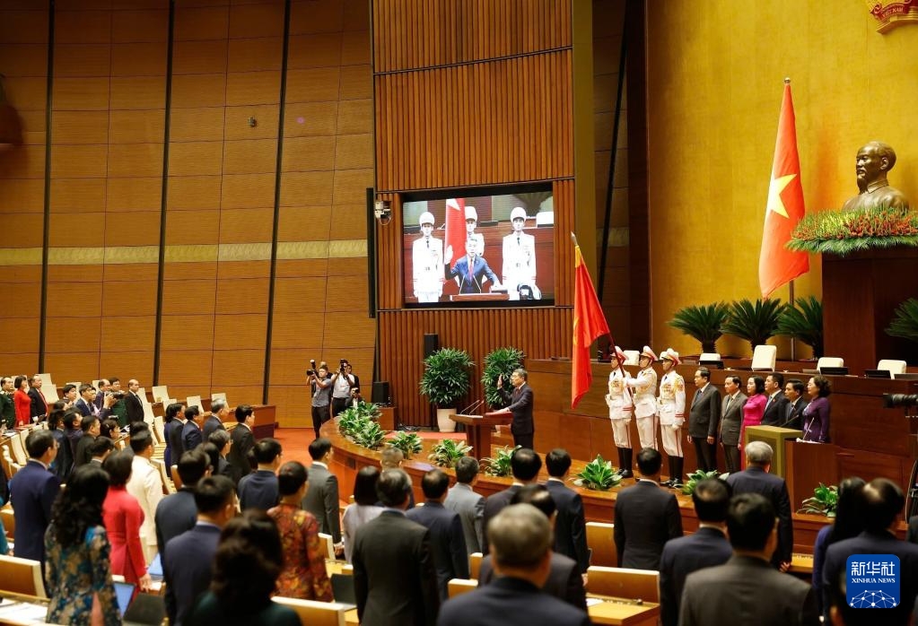 Ngày 7/4, Thủ tướng Việt Nam Lê Minh Hưng tuyên thệ nhậm chức. Ảnh: THX/TTXVN