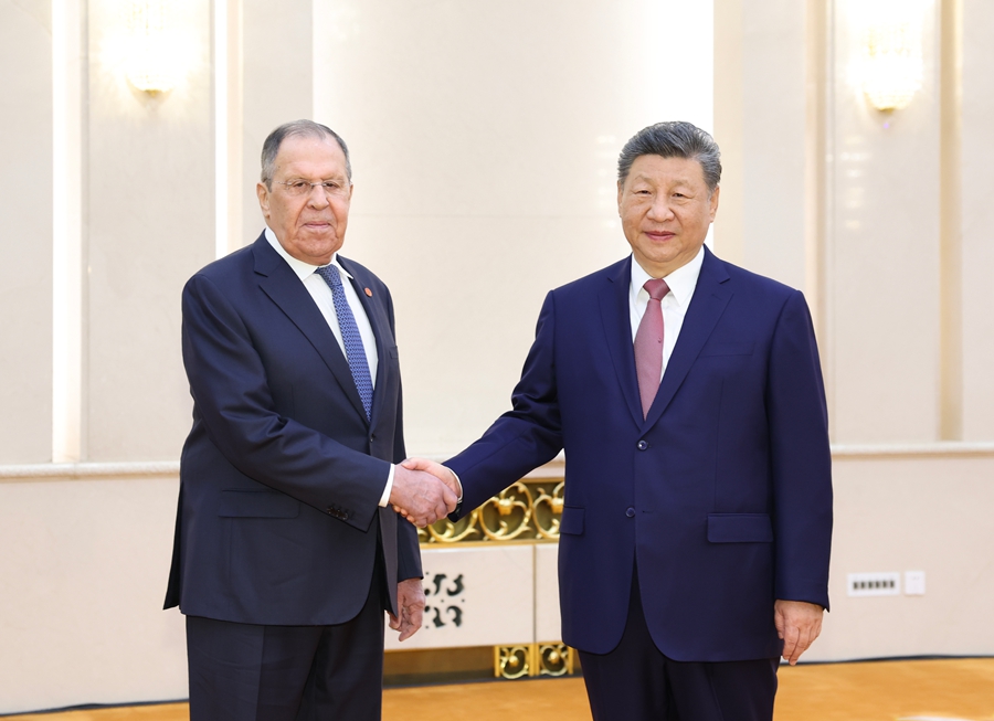 Chủ tịch Trung Quốc Tập Cận Bình tiếp Ngoại trưởng Nga Sergey Lavrov