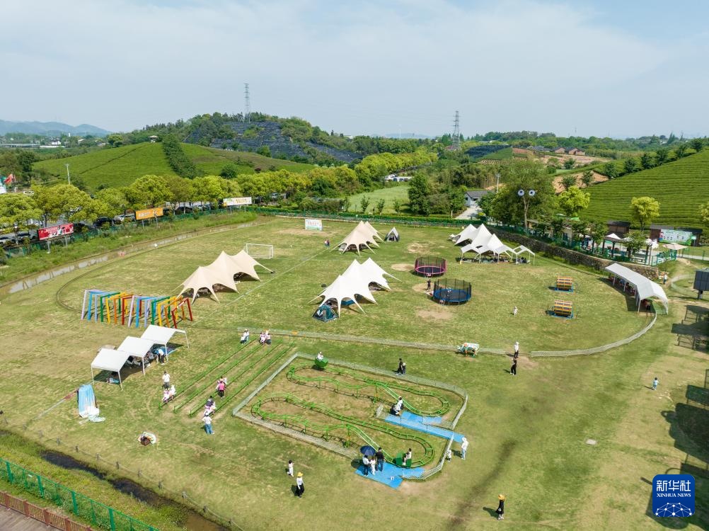 Kinh tế mùa xuân sôi động tại nông thôn Hàng Châu