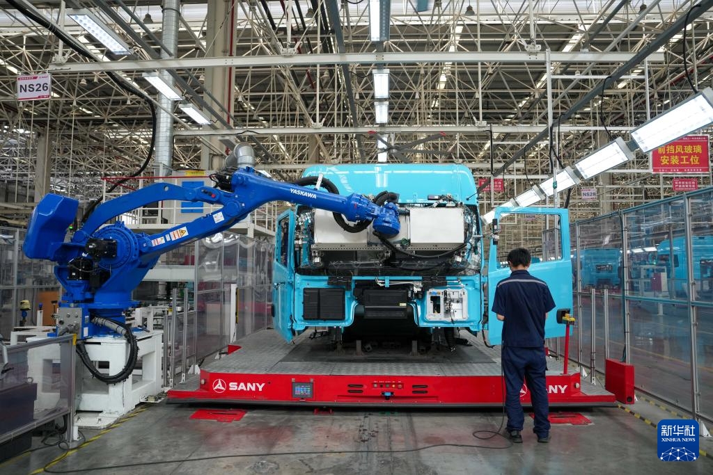 Tham quan khu công nghiệp thông minh sản xuất xe tải hạng nặng SANY