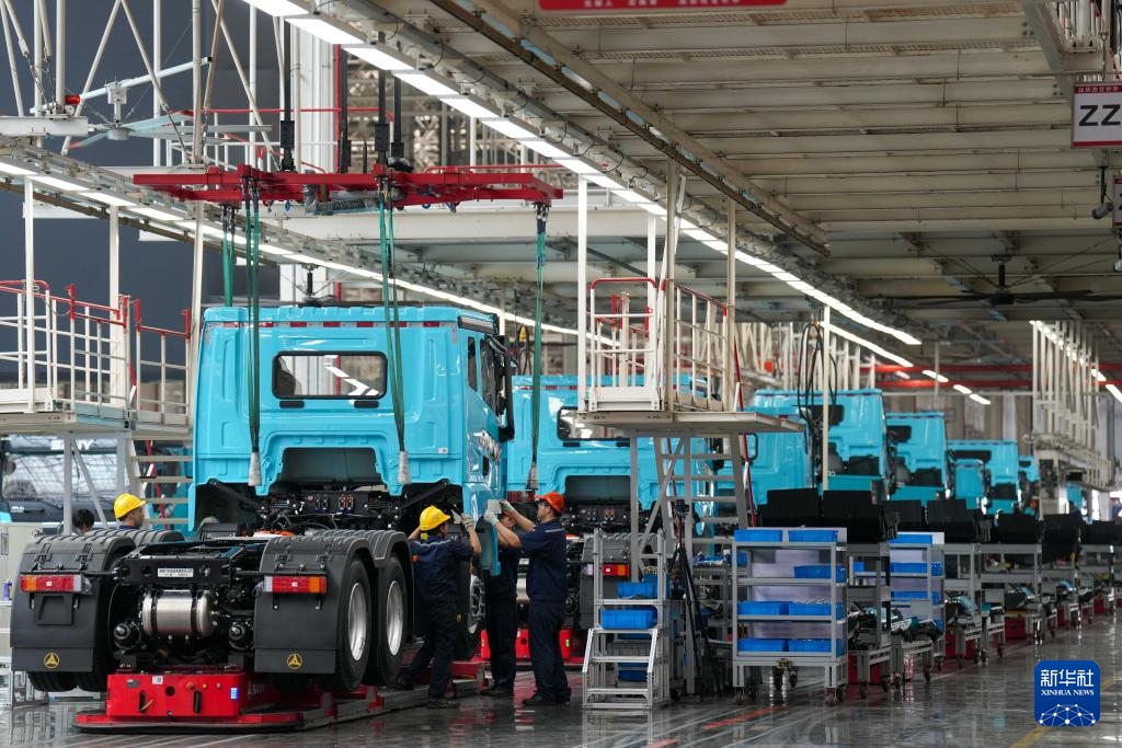 Tham quan khu công nghiệp thông minh sản xuất xe tải hạng nặng SANY