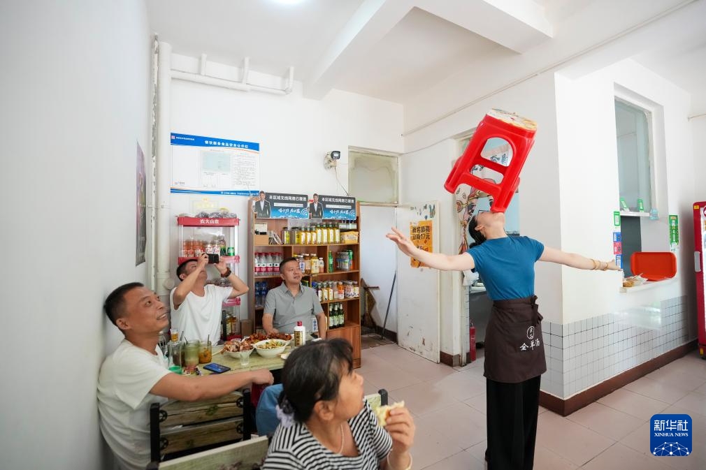 Sức sống mới của nghệ thuật tạp kỹ nghìn năm tuổi