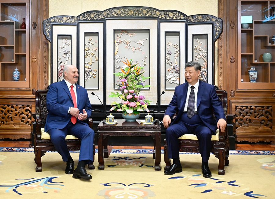 Chủ tịch Trung Quốc Tập Cận Bình tiếp Tổng thống Belarus Lukashenko