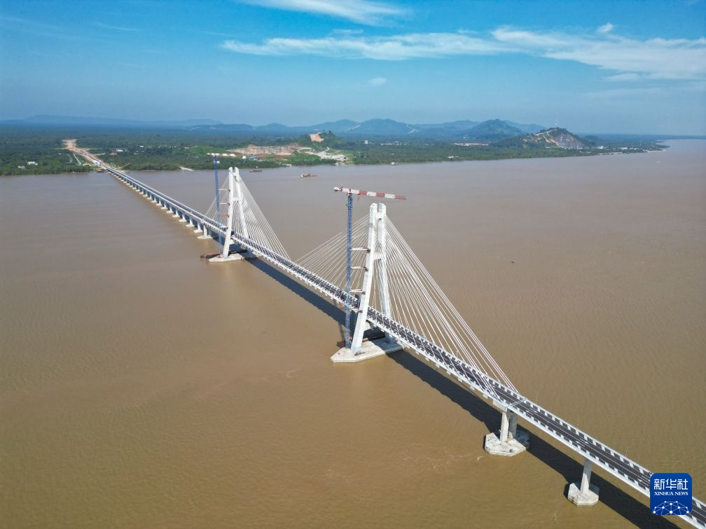 Cầu vượt biển Batang Lupar 1 do doanh nghiệp Trung Quốc thi công chính thức thông xe tại Malaysia