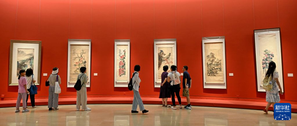 Bảo tàng Mỹ thuật Quốc gia Trung Quốc mở cửa đón khách buổi tối