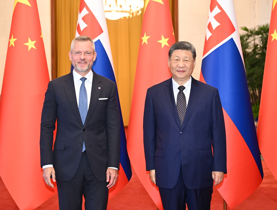 Chủ tịch Trung Quốc Tập Cận Bình hội đàm với Tổng thống Slovakia Pellegrini