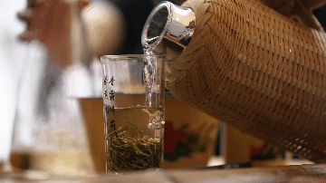 “Trà Bãi Bãi” Quý Dương mang đậm bản sắc địa phương.